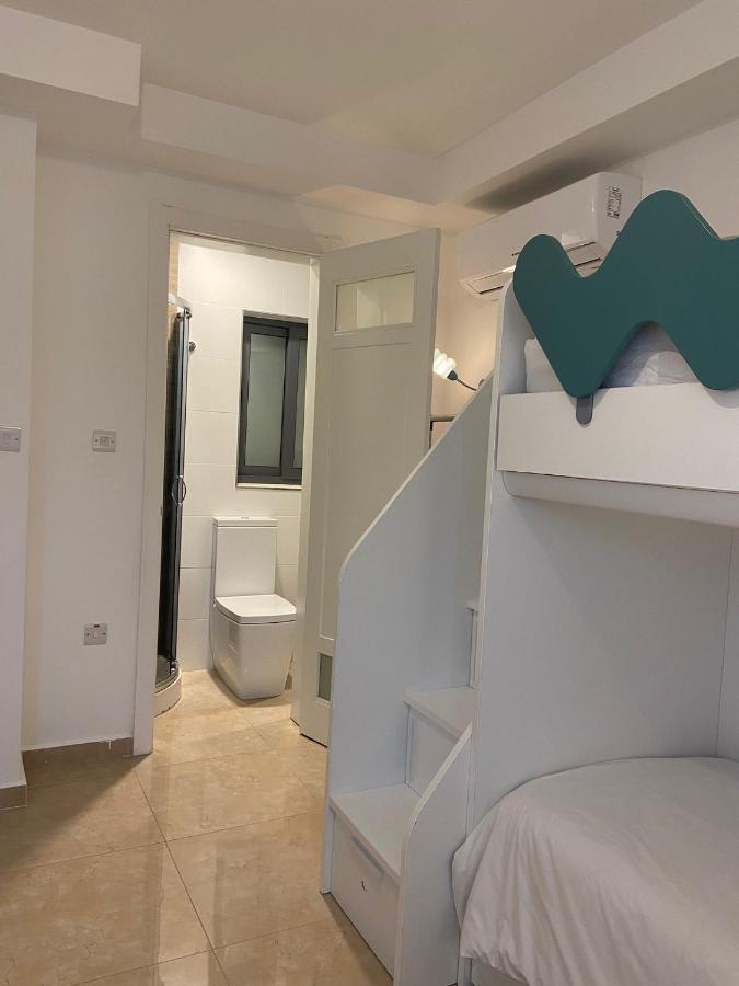 Cozy 2 Bedroom Apartment Near Seafront Gzira Exterior photo
