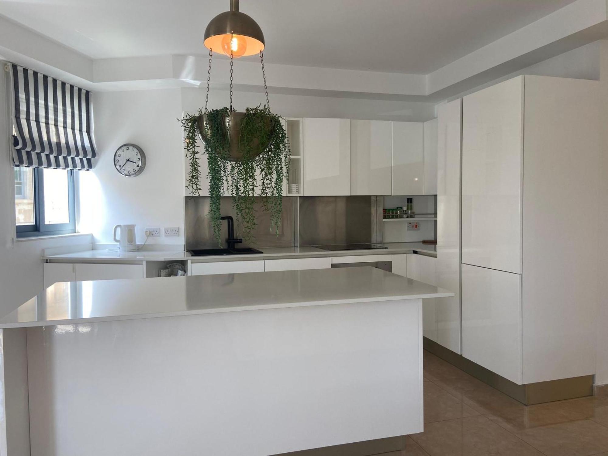 Cozy 2 Bedroom Apartment Near Seafront Gzira Exterior photo